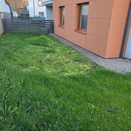 פילה Apartament Z Ogrodem מראה חיצוני תמונה