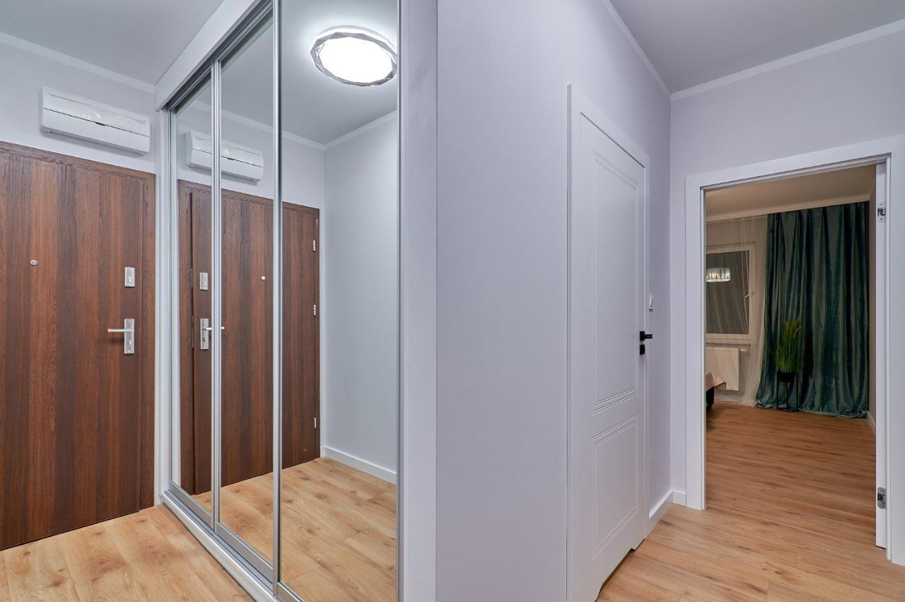 פילה Apartament Z Ogrodem מראה חיצוני תמונה